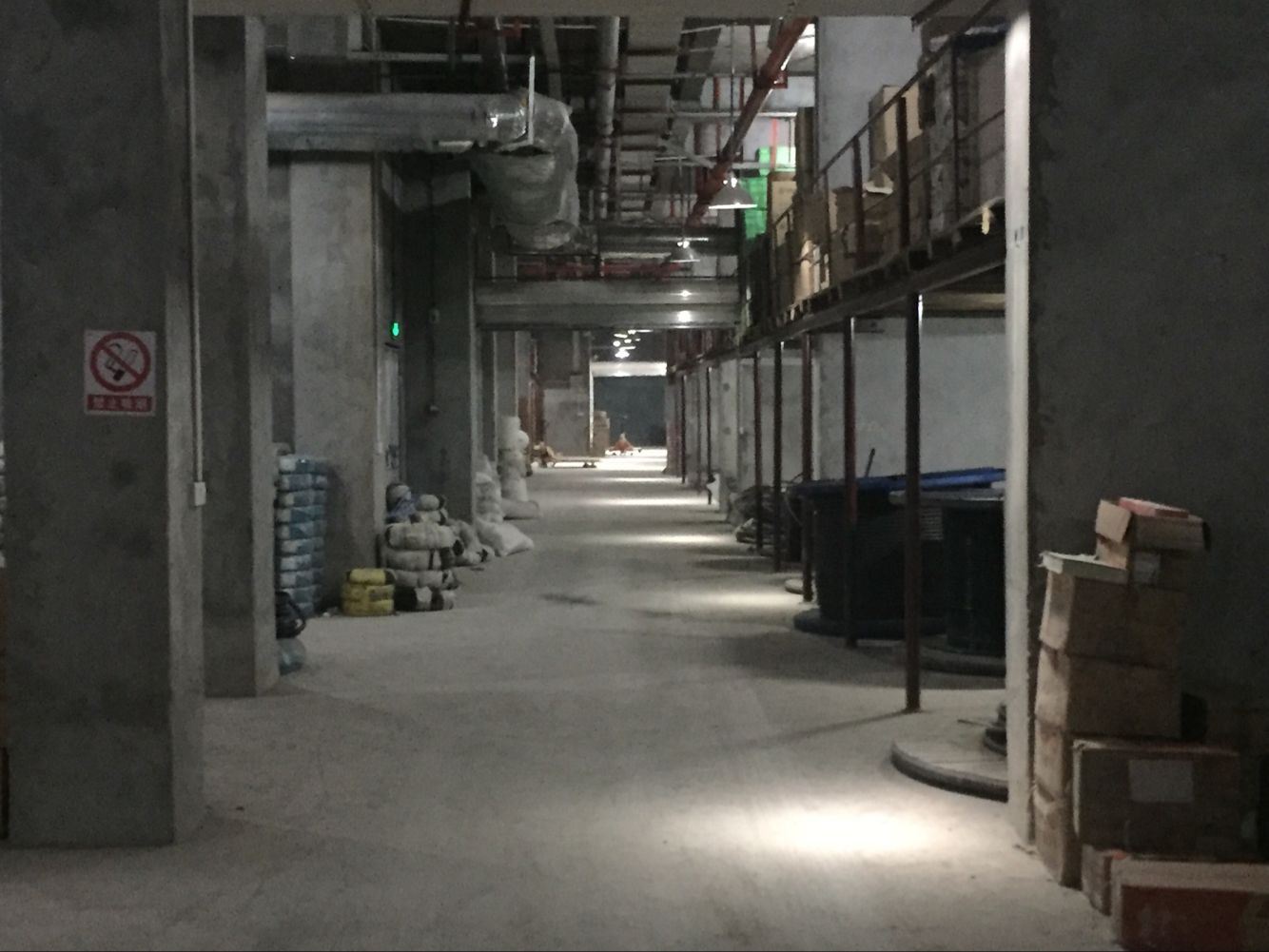 四川電線電纜倉(cāng)庫(kù)展示 四川電線電纜倉(cāng)庫(kù)展示